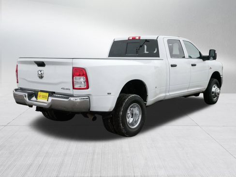 Used 2024 RAM 3500 Tradesman w/ Chrome Appearance Group image 7