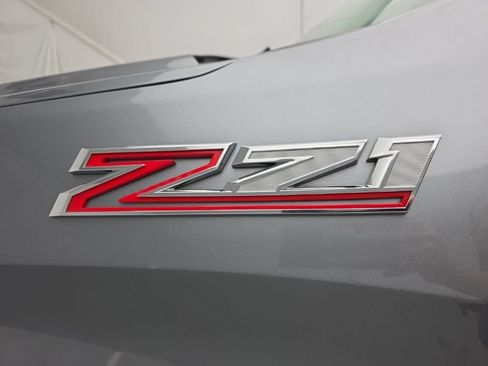 Used 2021 Chevrolet Silverado 1500 LT Trail Boss w/ LPO, Dark Essentials Package AWD/4WD image 47