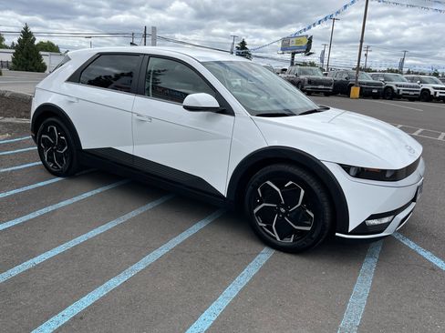 Certified 2024 Hyundai Ioniq 5 SE RWD image 7