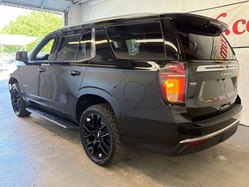 Used 2022 Chevrolet Tahoe LT w/ Luxury Package image 11