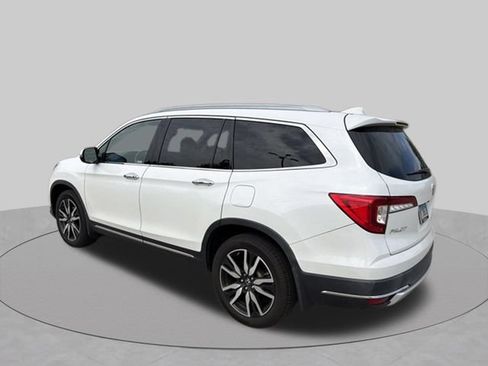 Used 2021 Honda Pilot Touring image 8