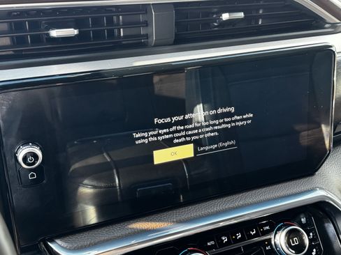 Used 2024 GMC Sierra 1500 Denali w/ Denali Reserve Package RWD image 18