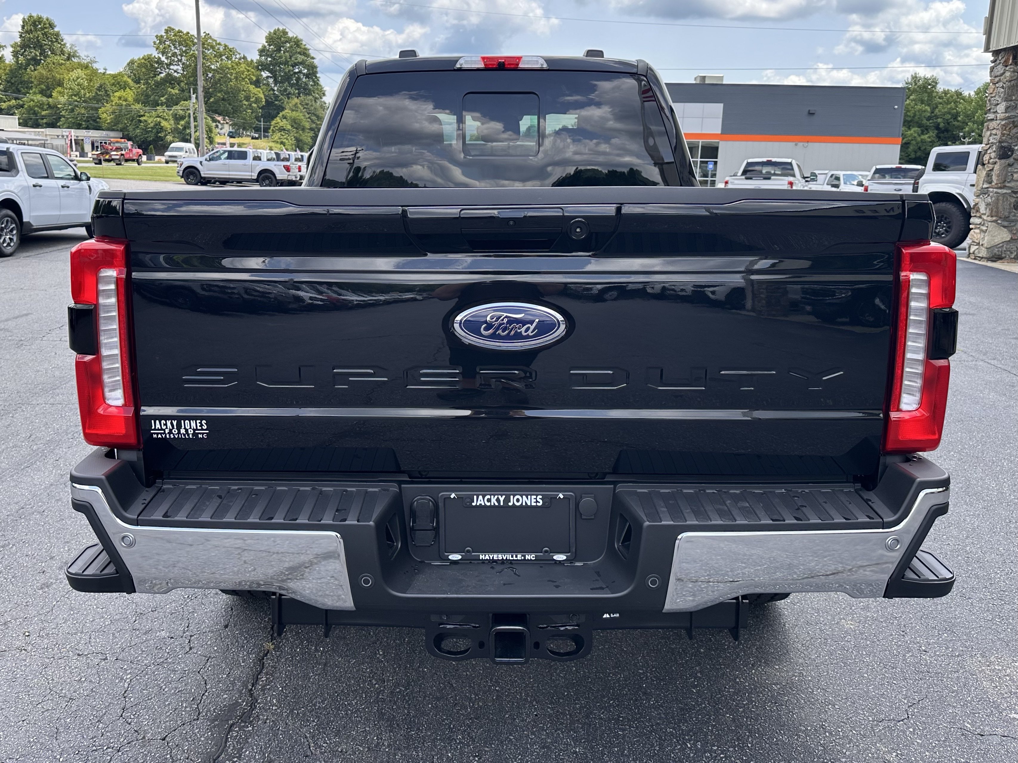 Used 2026 Ford F250 Lariat w/ Lariat Ultimate Package AWD/4WD image 7