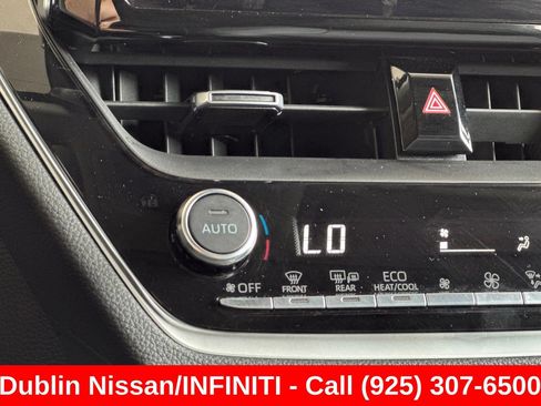 Used 2024 Toyota Corolla Cross XLE w/ Convenience Package AWD/4WD image 31