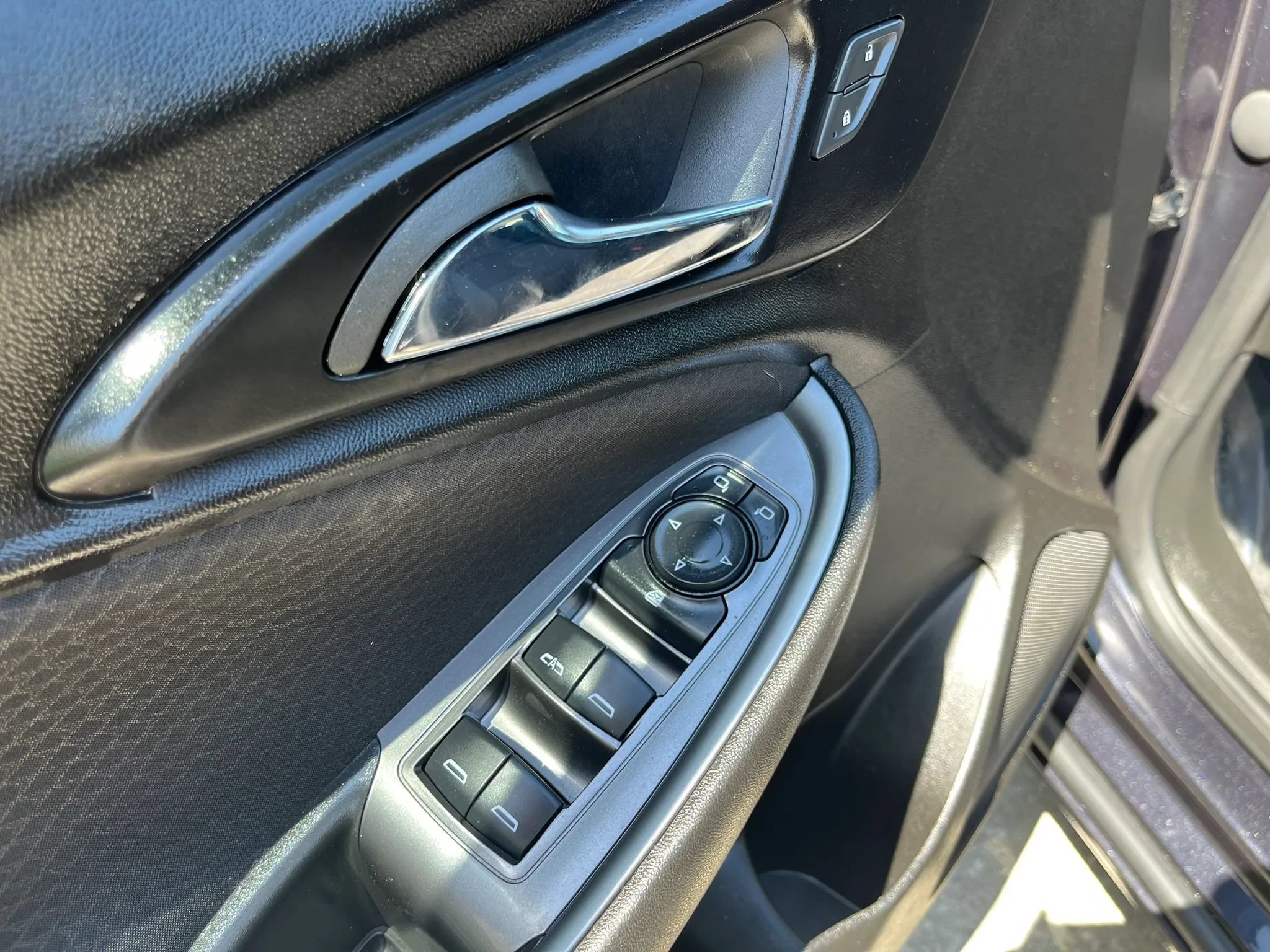 Used 2023 Chevrolet Malibu LT FWD image 11