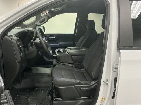 Used 2022 Chevrolet Silverado 1500 W/T w/ WT Value Package image 9