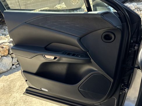 Used 2023 Lexus RX 350 w/ Luxury Package image 22