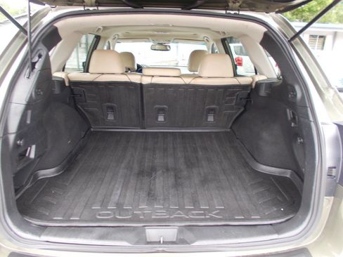 Used 2015 Subaru Outback 2.5i Limited AWD/4WD image 18