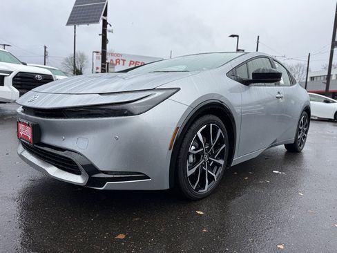 New 2026 Toyota Prius Plug-In Hybrid image 14