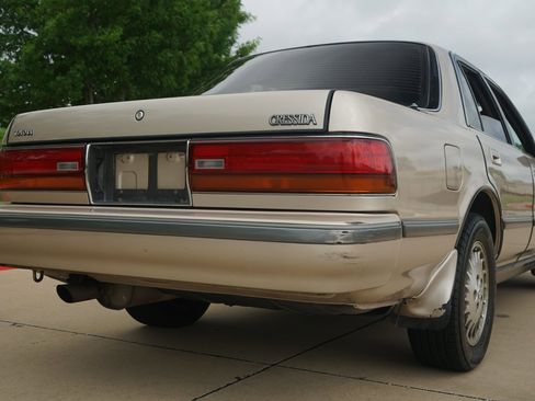 Used 1991 Toyota Cressida RWD image 15