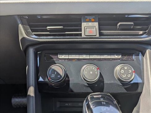 New 2025 Volkswagen Taos S image 17