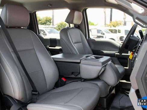 Used 2022 Ford F550 2WD Crew Cab Super Duty w/ Power Equipment Group image 31