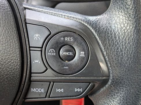Used 2025 Toyota Corolla LE FWD image 23