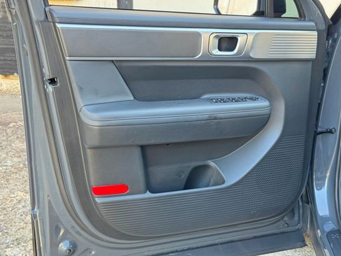 Used 2024 Hyundai Santa Fe SEL FWD image 40