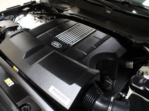 Used 2021 Land Rover Range Rover P525 Westminster Edition LWB image 24