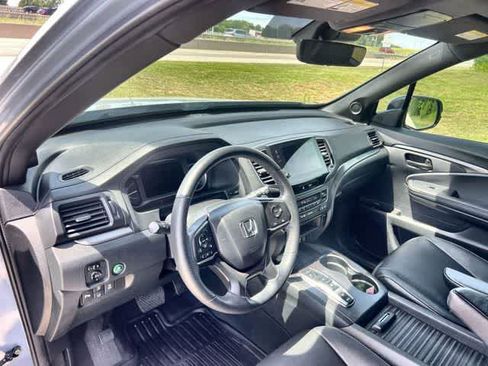 Used 2023 Honda Passport EX-L image 15
