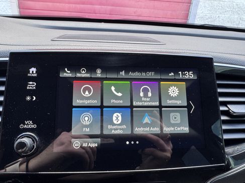 Used 2021 Honda Pilot Touring image 17