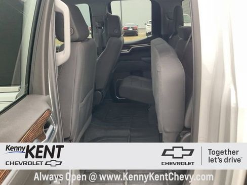 Used 2023 GMC Sierra 1500 SLE image 27