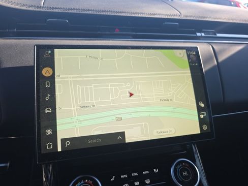 Used 2023 Land Rover Range Rover Sport SE Dynamic image 38