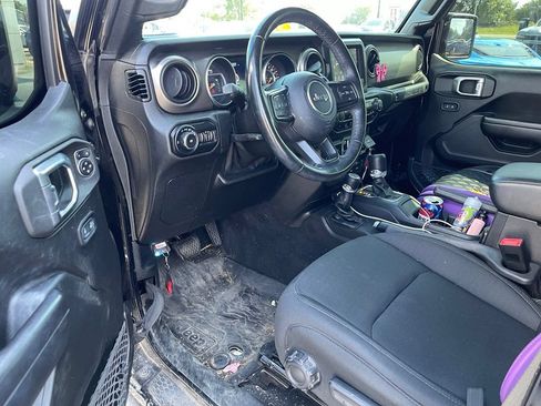 Used 2021 Jeep Wrangler Unlimited Sport AWD/4WD image 5