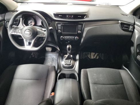 Used 2020 Nissan Rogue Sport S w/ Appearance Package FWD image 13