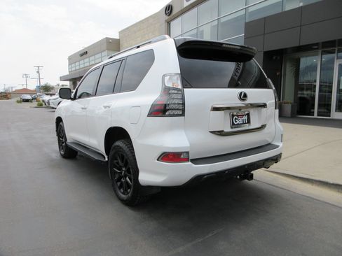 Used 2023 Lexus GX 460 w/ Black Line Special Edition AWD/4WD image 5