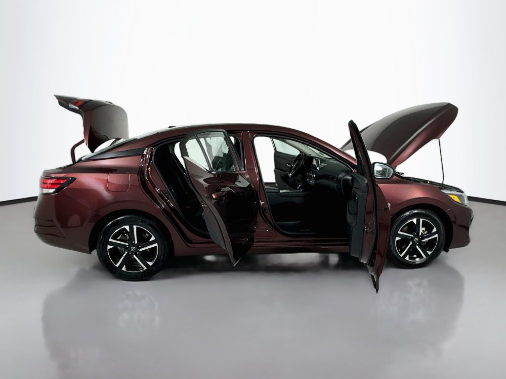 Used 2025 Nissan Sentra SV FWD image 18