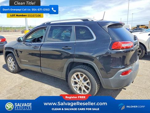 Used 2016 Jeep Cherokee Latitude w/ Comfort/Convenience Group FWD image 3