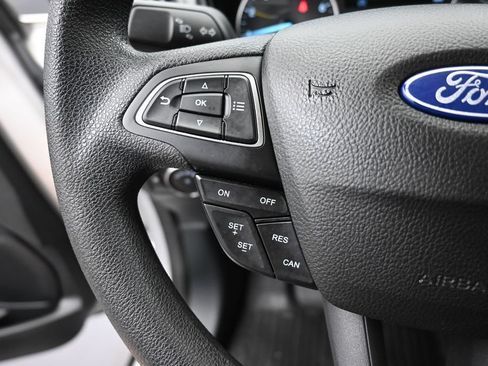 Used 2021 Ford EcoSport SE w/ SE Convenience Package FWD image 3
