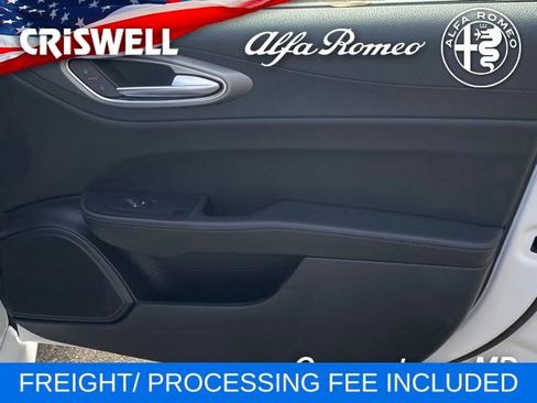 New 2025 Alfa Romeo Giulia AWD image 35