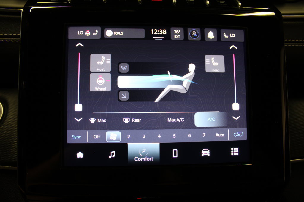 Certified 2023 Jeep Grand Cherokee Altitude AWD/4WD image 17