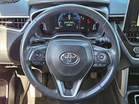 Used 2024 Toyota Corolla Cross XLE FWD image 14