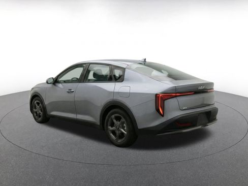 Used 2025 Kia K4 FWD image 7