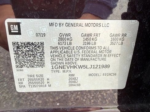Used 2020 Chevrolet Traverse LT w/ LT Premium Package AWD/4WD image 18