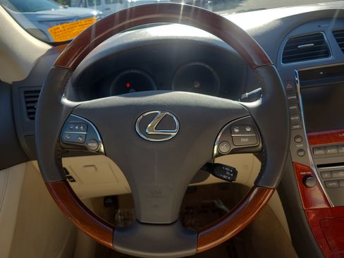 Used 2011 Lexus ES 350 FWD image 22