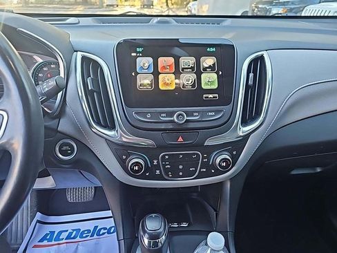 Used 2018 Chevrolet Equinox Premier image 4