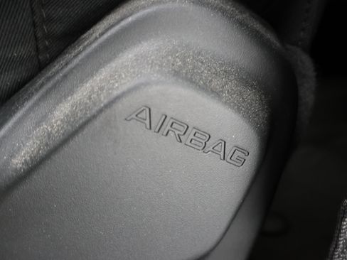 Used 2023 Jeep Wrangler Unlimited Sport AWD/4WD image 37