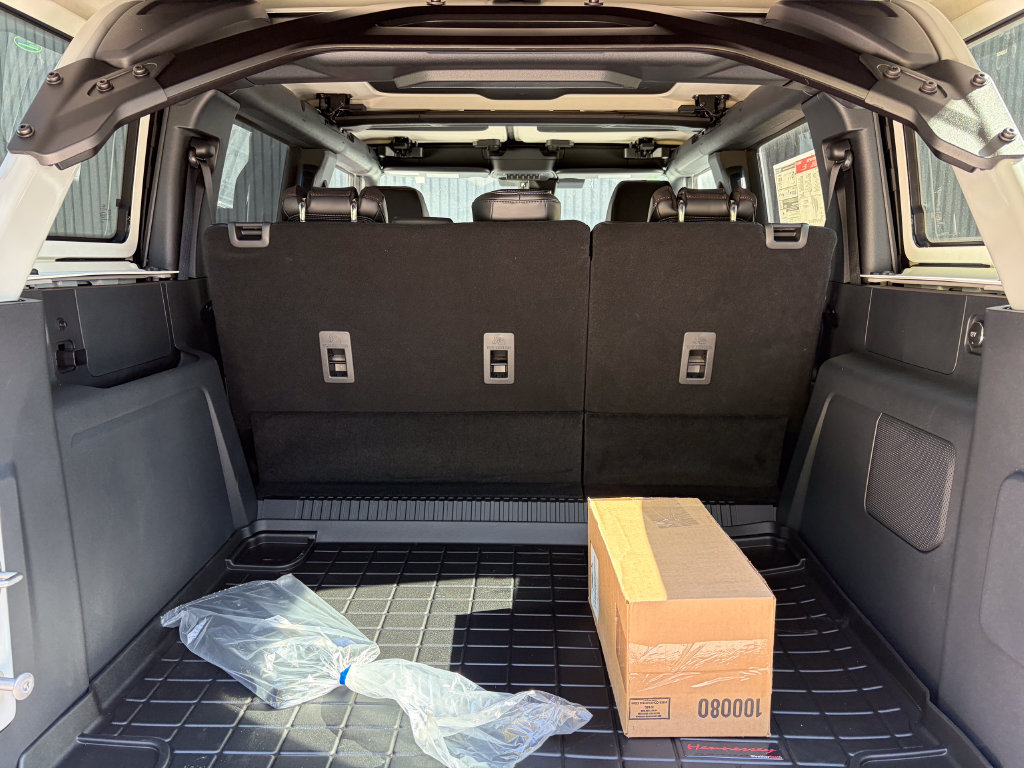 New 2026 Ford Bronco Raptor w/ Interior Carbon Fiber Pack AWD/4WD image 21