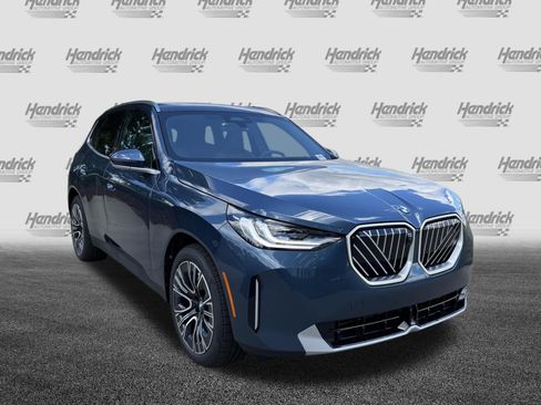 New 2026 BMW X3 xDrive30i w/ Premium Package AWD/4WD image 2