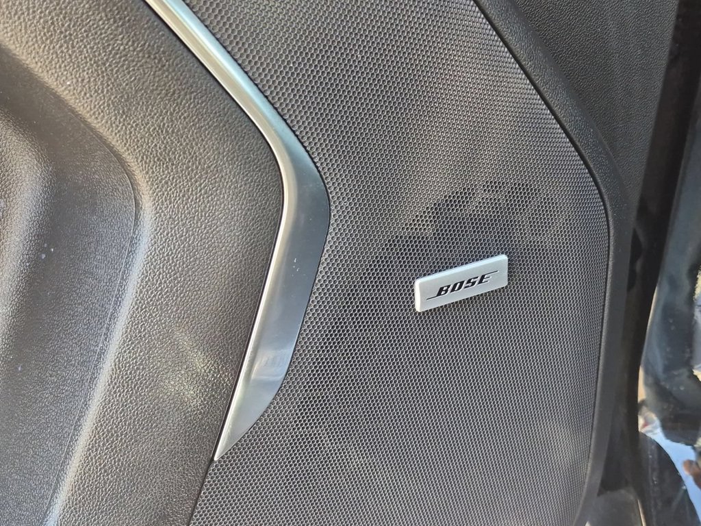 Used 2026 Chevrolet Suburban Premier AWD/4WD image 24