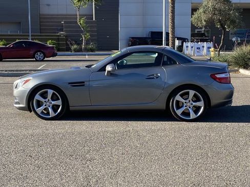 Used 2012 Mercedes-Benz SLK 350 image 2