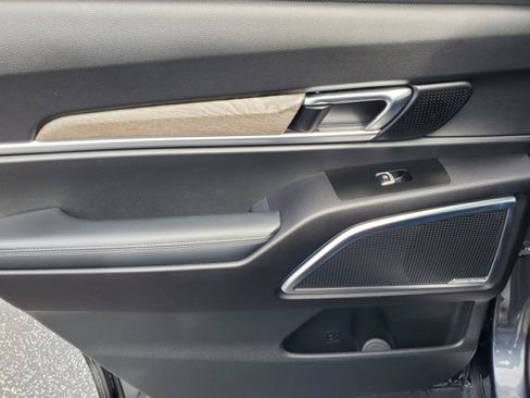Used 2020 Kia Telluride SX image 34