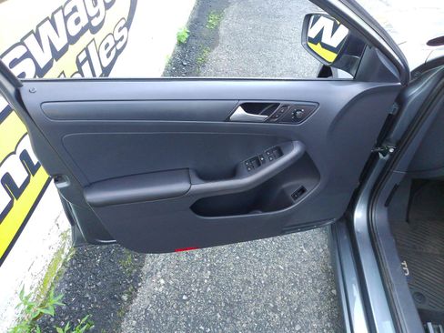 Used 2014 Volkswagen Jetta S FWD image 8