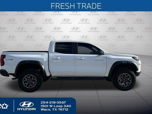 Used 2025 Chevrolet Colorado ZR2 w/ Technology Package image 5