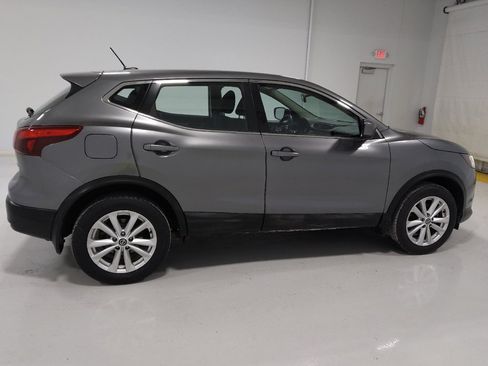 Used 2019 Nissan Rogue Sport S w/ Appearance Package image 10