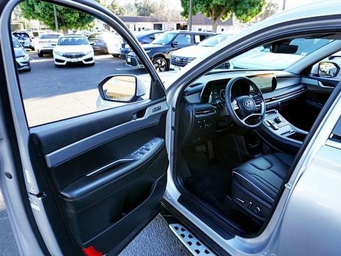 Used 2025 Hyundai Palisade SEL image 38
