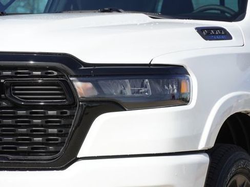 New 2026 RAM 1500 4x4 Crew Cab image 4