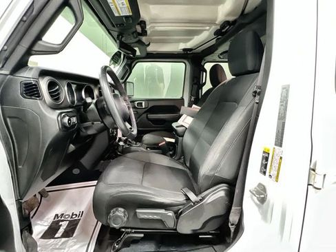 Used 2022 Jeep Wrangler Unlimited Sport AWD/4WD image 19