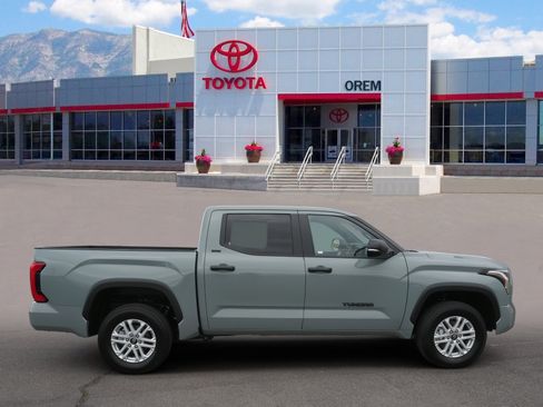 New 2026 Toyota Tundra SR5 w/ SR5 Convenience Package image 5