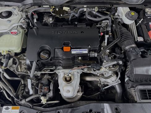 Used 2018 Honda Civic EX image 39